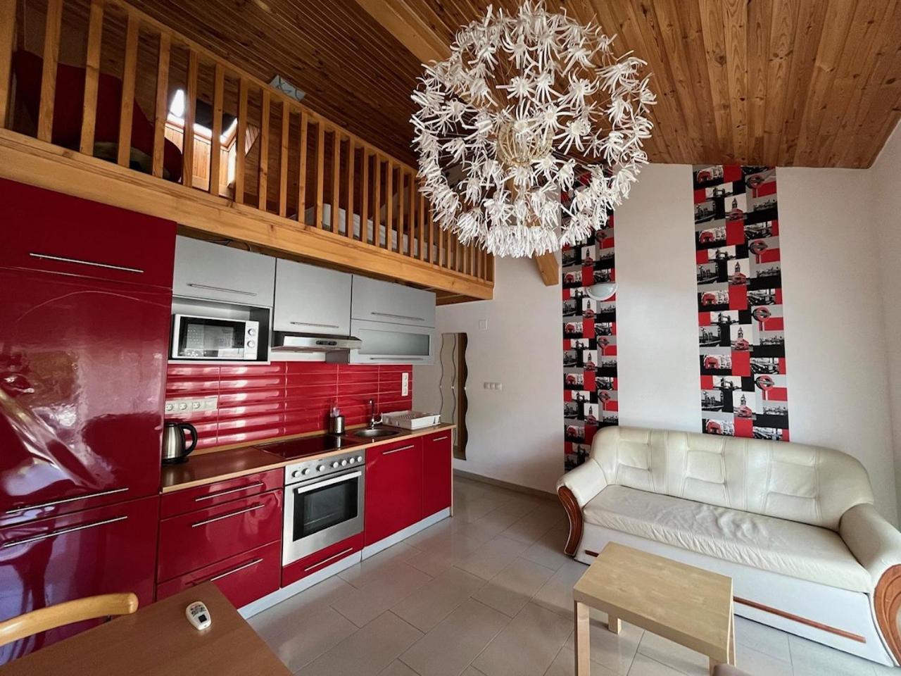 City Apartman ház Balatonlelle Exterior foto